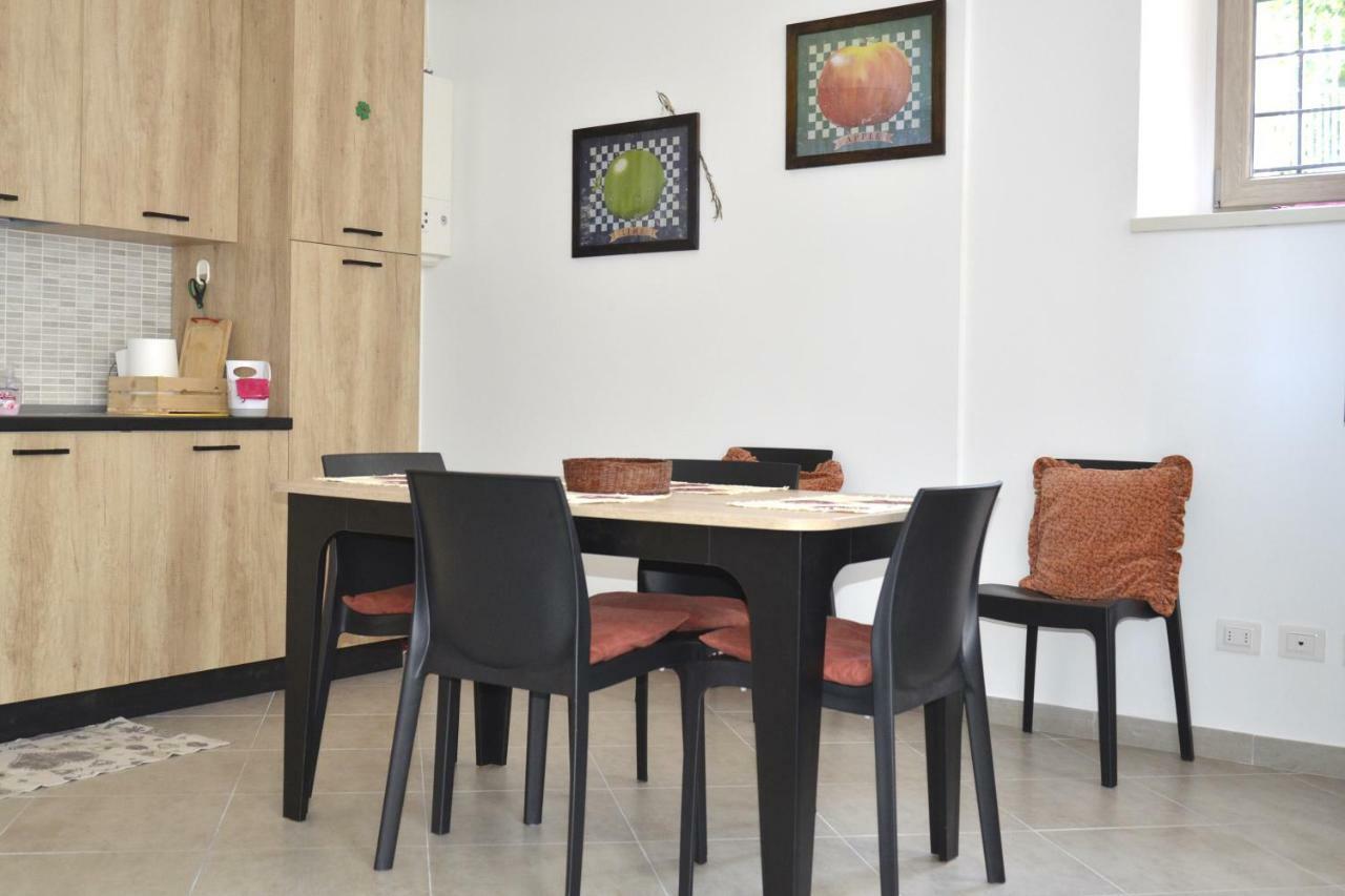 Lagoon Apartments Lazise Exterior photo