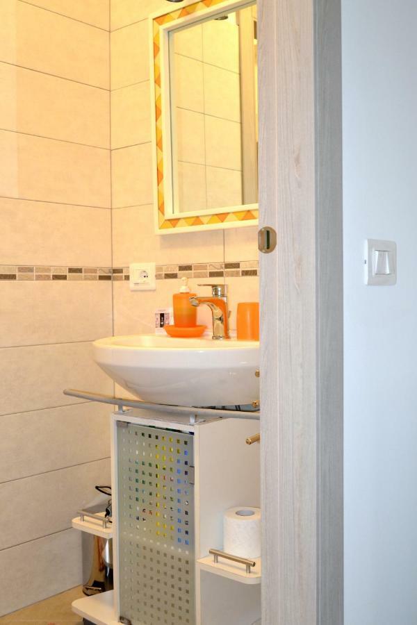 Lagoon Apartments Lazise Exterior photo